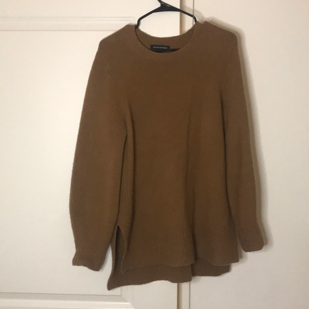 Banana Republic Oversize Wool Sweater Camel